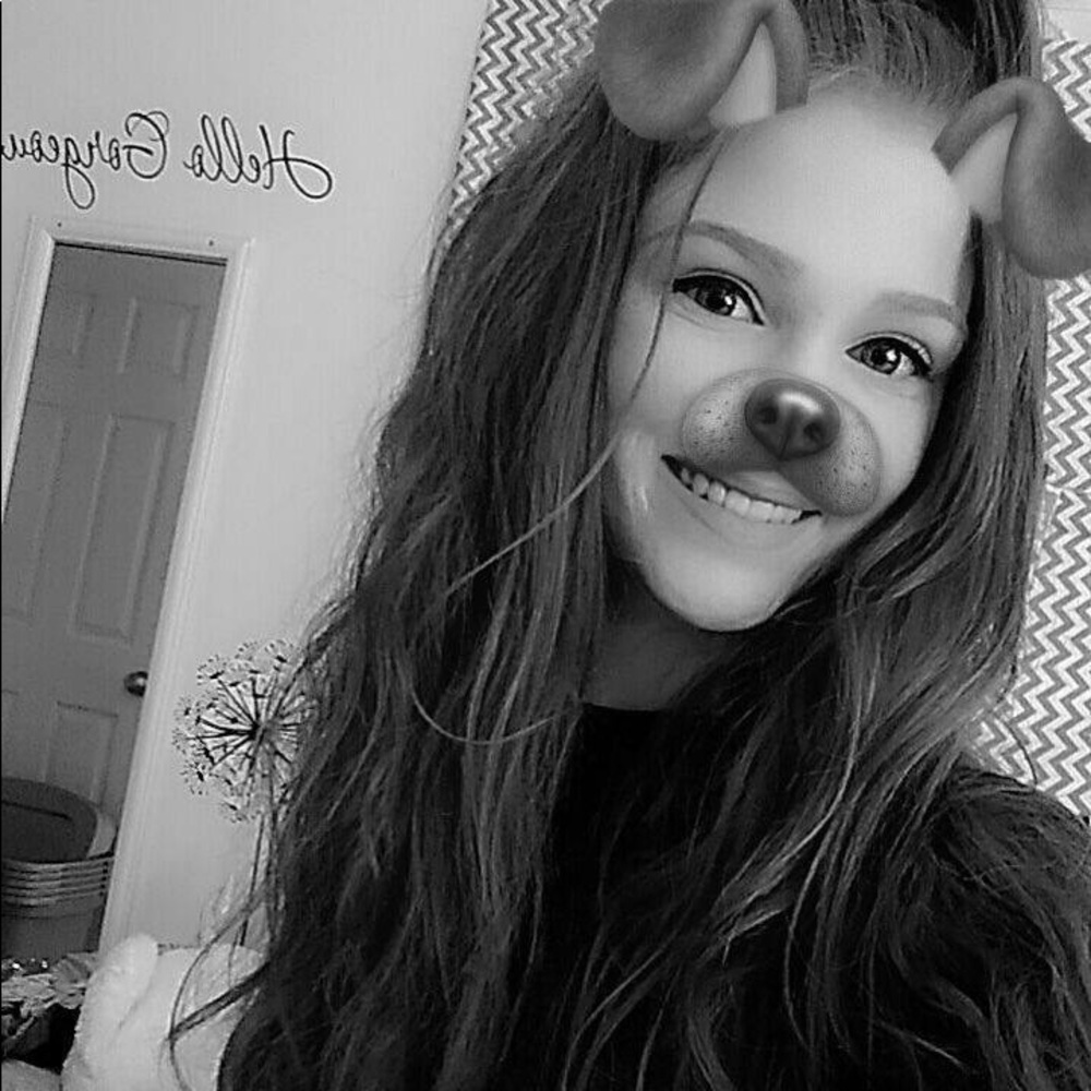 Meet your Posher, Alyssa